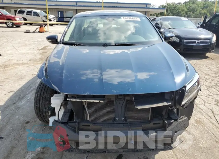 1VWSA7A33MC018694 Photo# 5