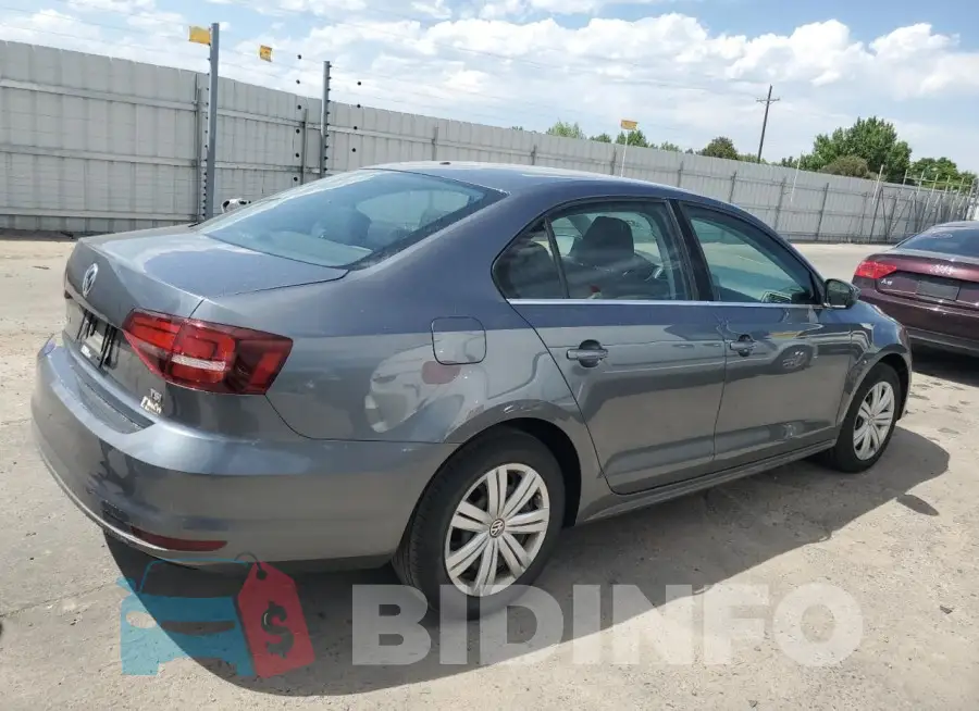 3VW167AJ7HM408357 Photo# 3