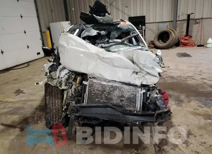 3VW2T7BU5NM026989 Photo# 5