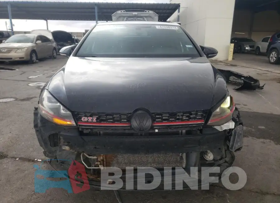 3VW547AU5HM071110 Photo# 5