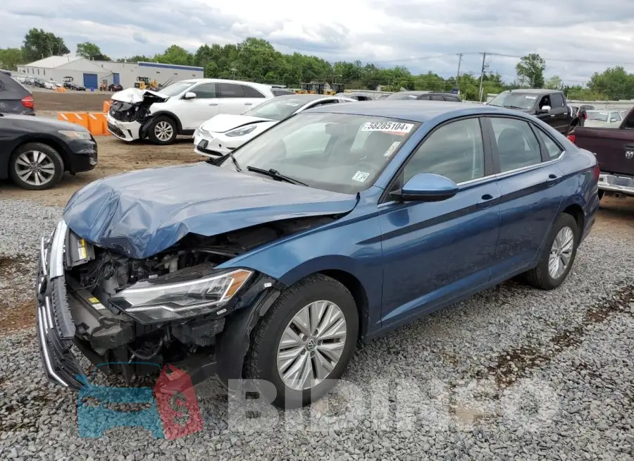 3VWCB7BU1KM215884 Photo# 1