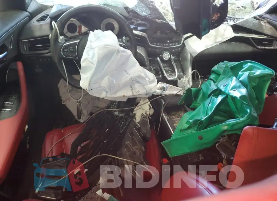 19UUB7F07PA000482 Photo# 8