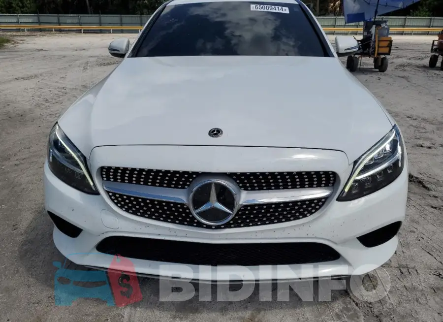 55SWF8DB1KU303617 Photo# 5