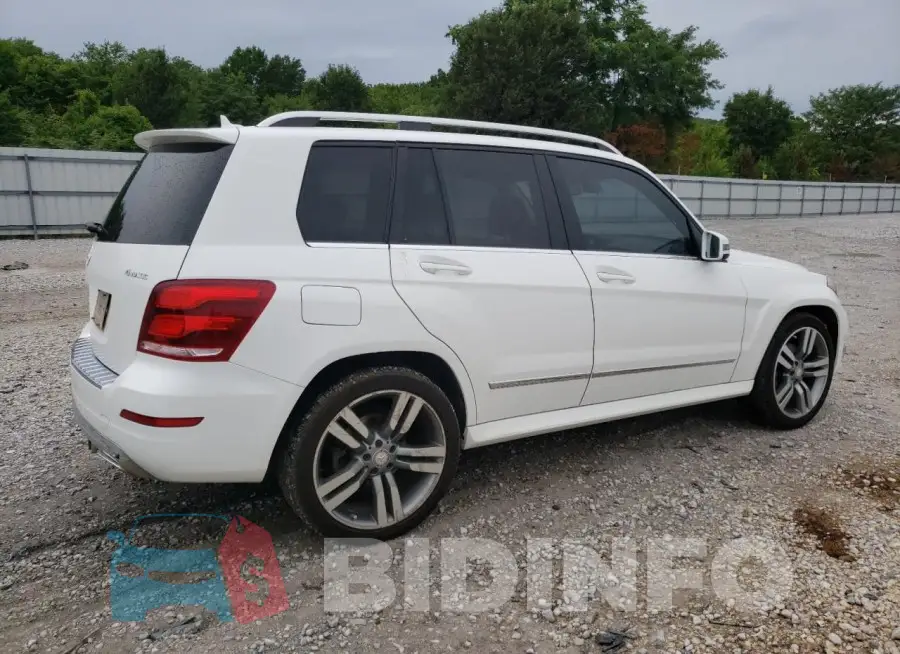 WDCGG8JB8FG394267 Photo# 3