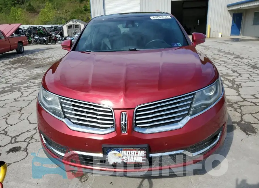 2LMTJ8LR1GBL50832 Photo# 5