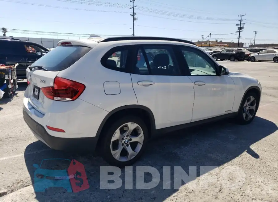 WBAVM1C59FV497792 Photo# 3