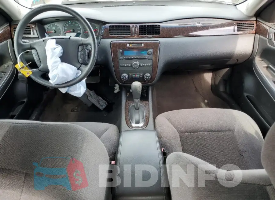 2G1WB5E38G1123377 Photo# 8