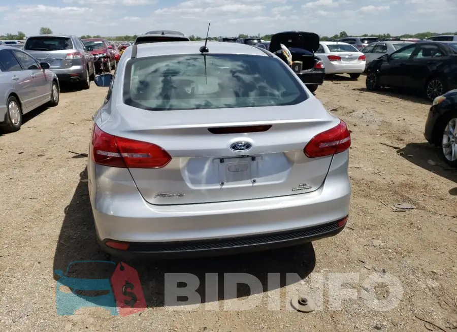 1FADP3F21FL228786 Photo# 6