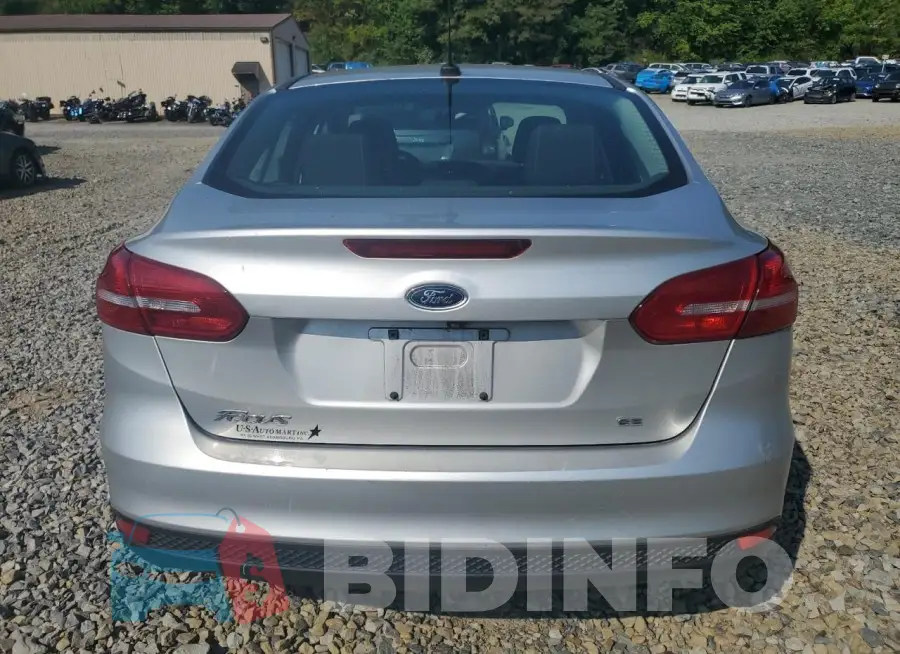 1FADP3F26FL270497 Photo# 6