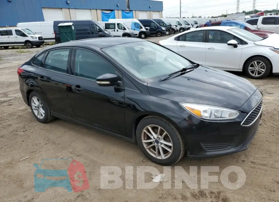 1FADP3F2XGL275154 Photo# 4