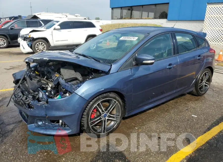 1FADP3L95JL243933 Photo# 1