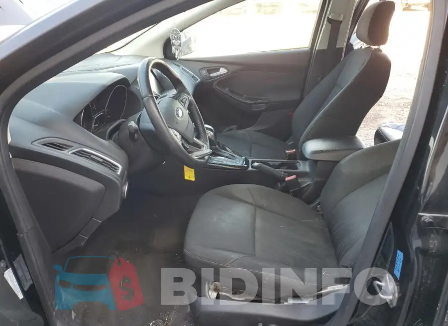 1FADP3N20FL287135 Photo# 7