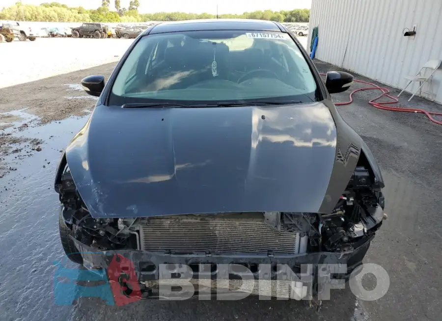 1FADP3N20FL287135 Photo# 5