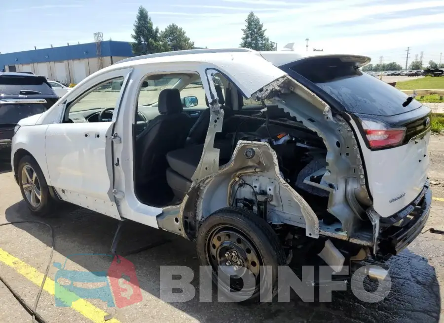 2FMPK4J97LBA26042 Photo# 2