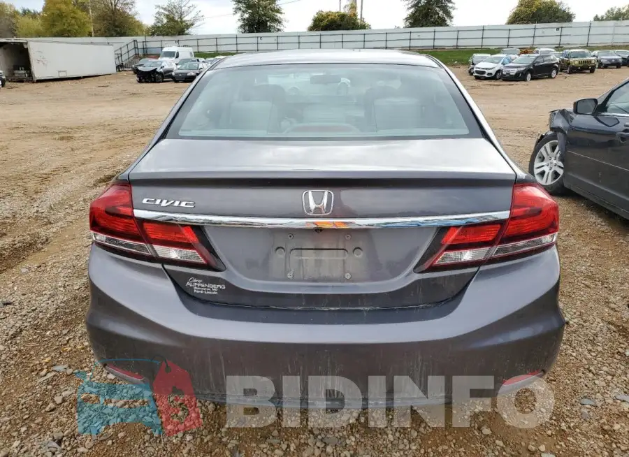 19XFB2F56FE045057 Photo# 6