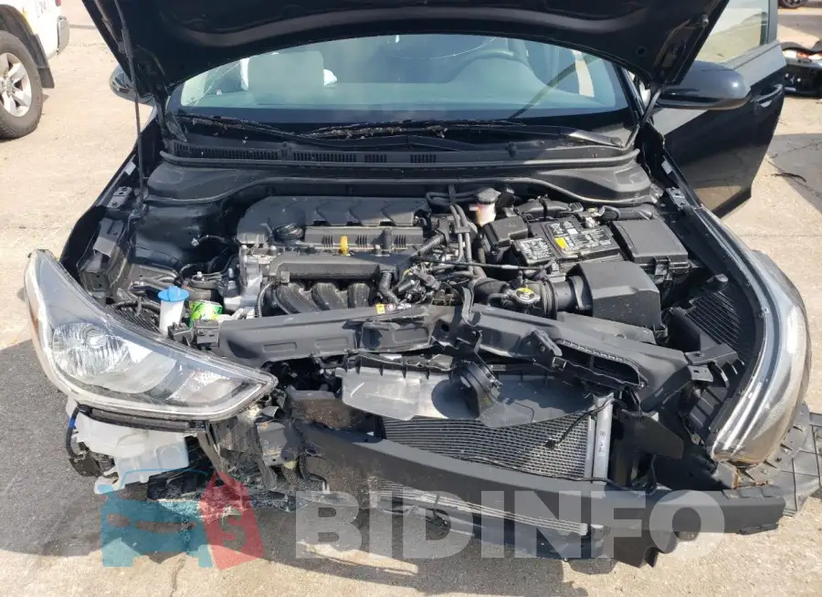 3KPC24A67NE174132 Photo# 11