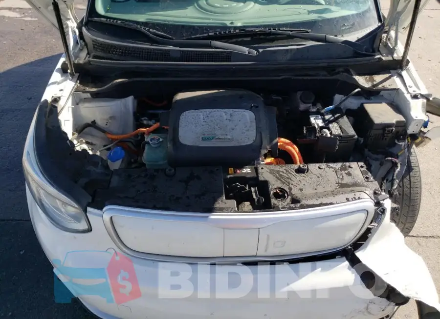 KNDJP3AE8G7014404 Photo# 12