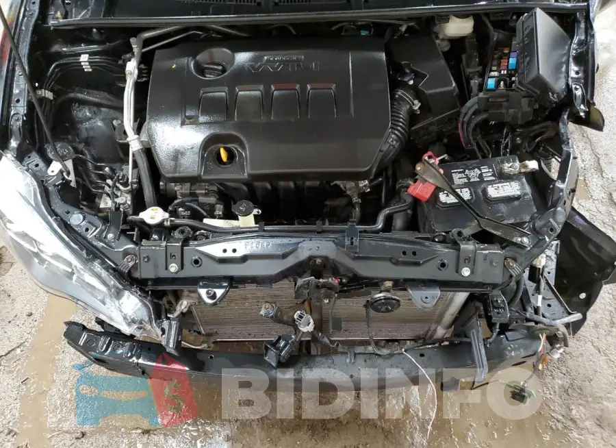 2T1BURHE4HC960702 Photo# 11