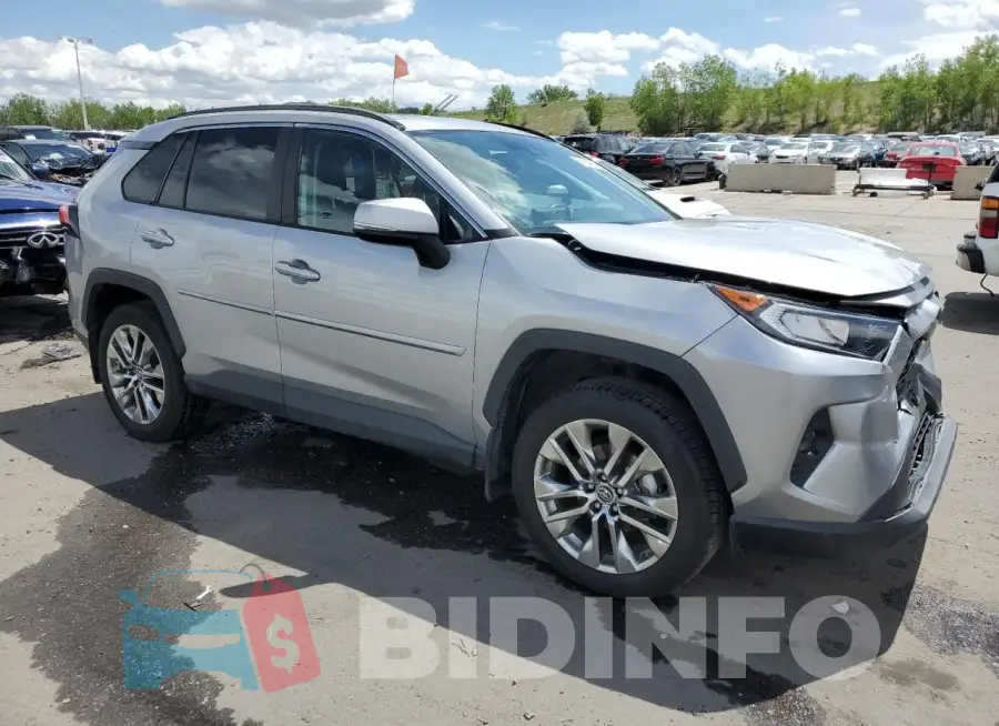 2T3A1RFV8KW076508 Photo# 4