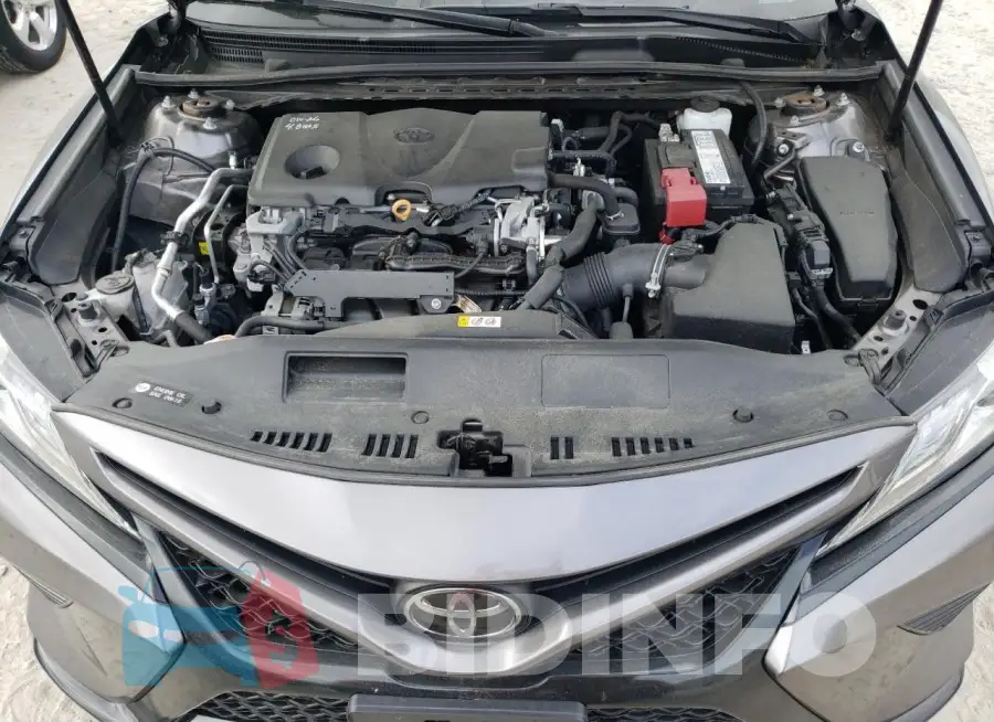 4T1B61HK5KU802084 Photo# 11
