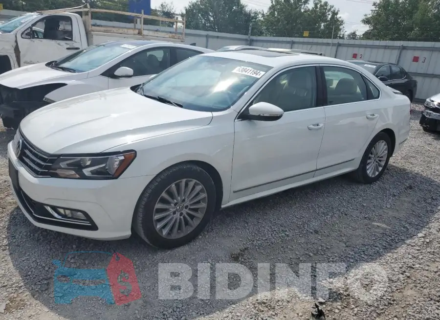 1VWBS7A32GC067886 Photo# 1