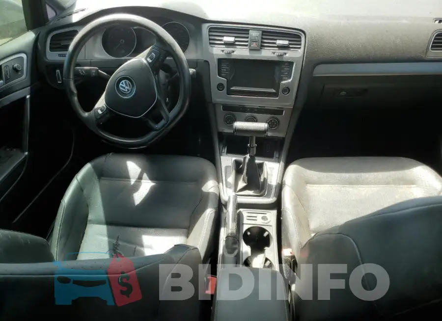 3VW817AU0FM070661 Photo# 8