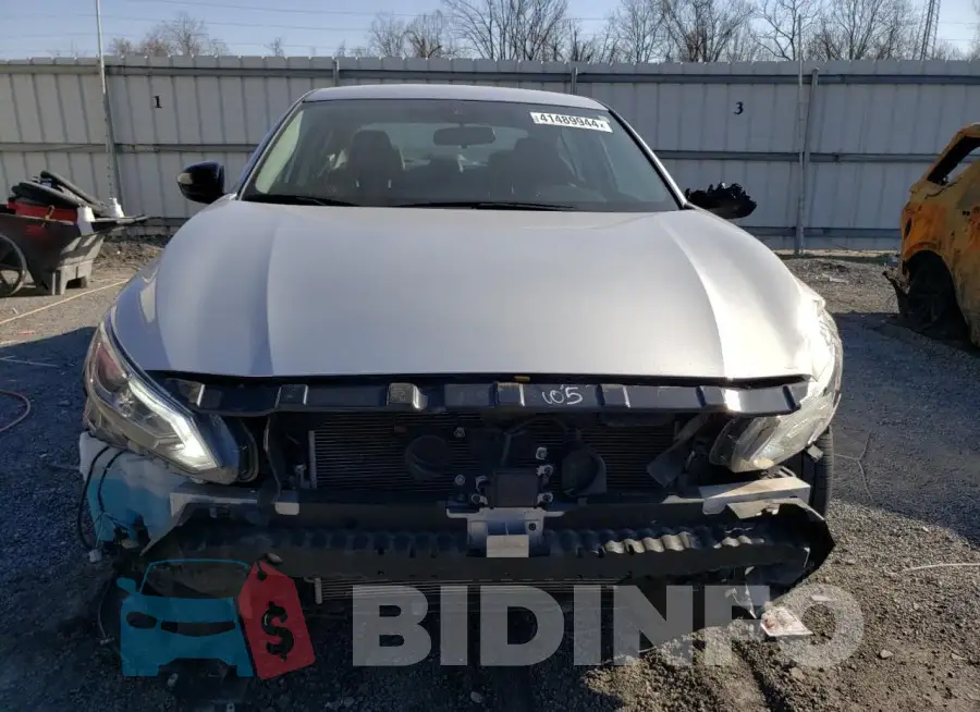 1N4BL4CV9LC271582 Photo# 5