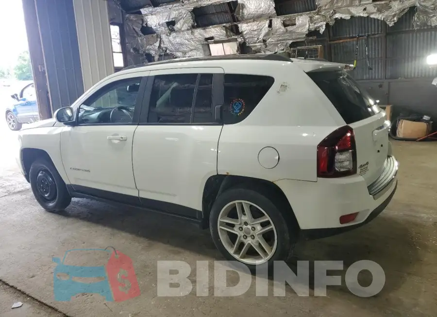 1C4NJDCB5FD258975 Photo# 2