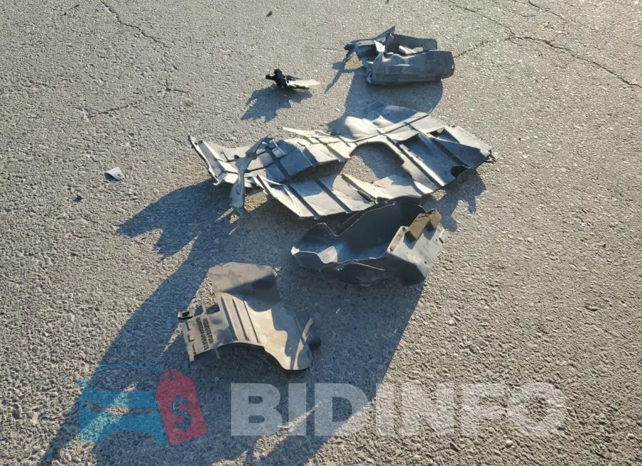 1C4NJPFA7GD647963 Photo# 13
