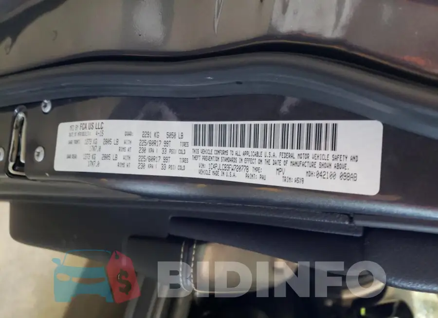 1C4PJLCB3FW720778 Photo# 12