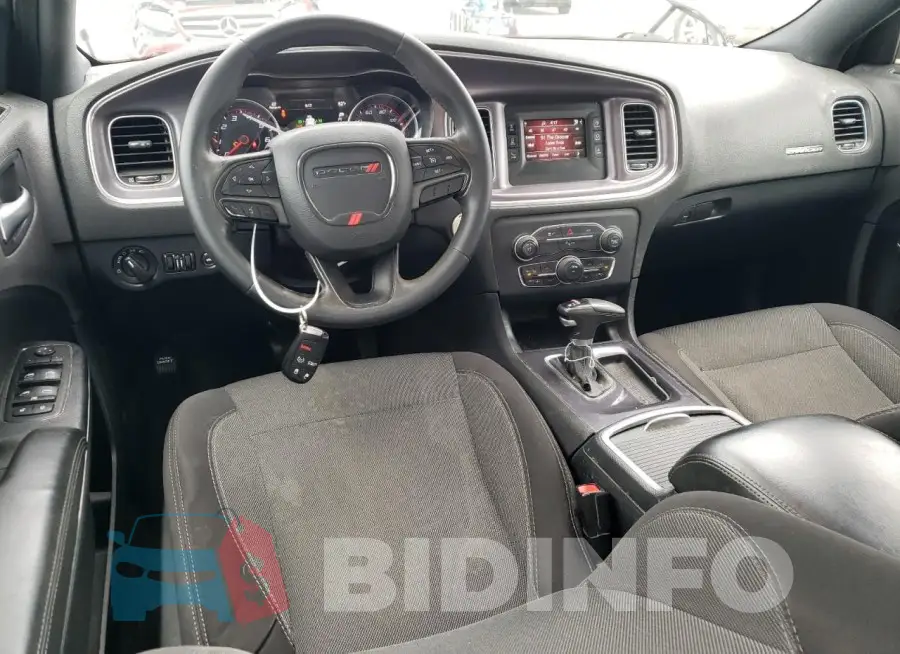 2C3CDXBG2FH740937 Photo# 8