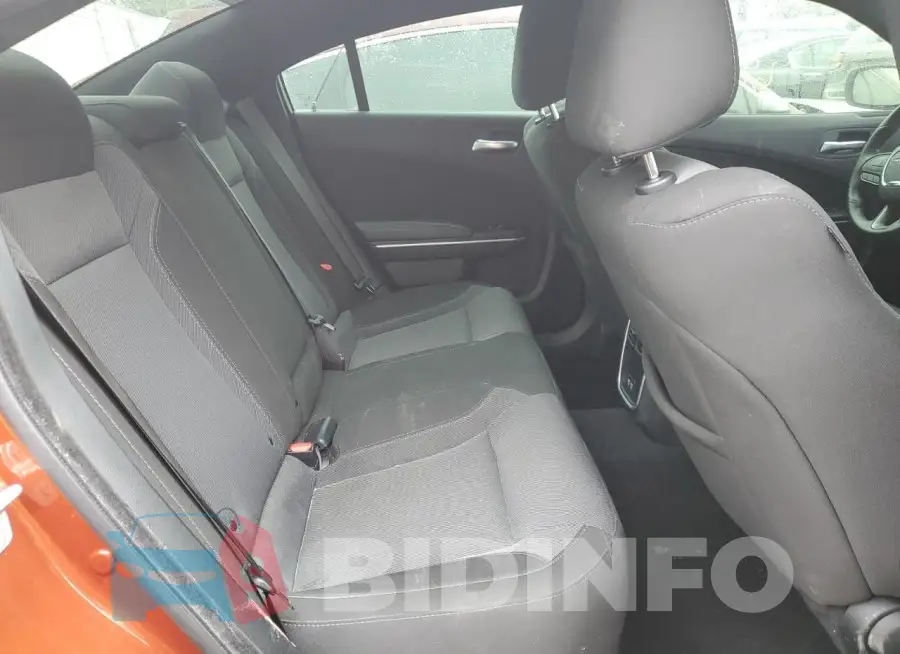 2C3CDXJG8NH245027 Photo# 10