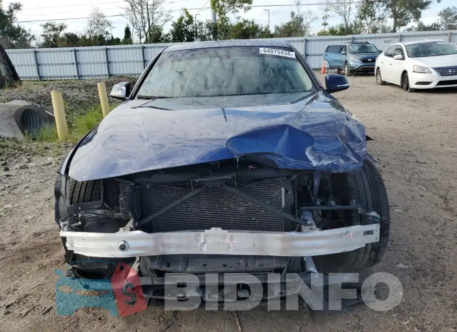 WBA8A9C56JAH12505 Photo# 5