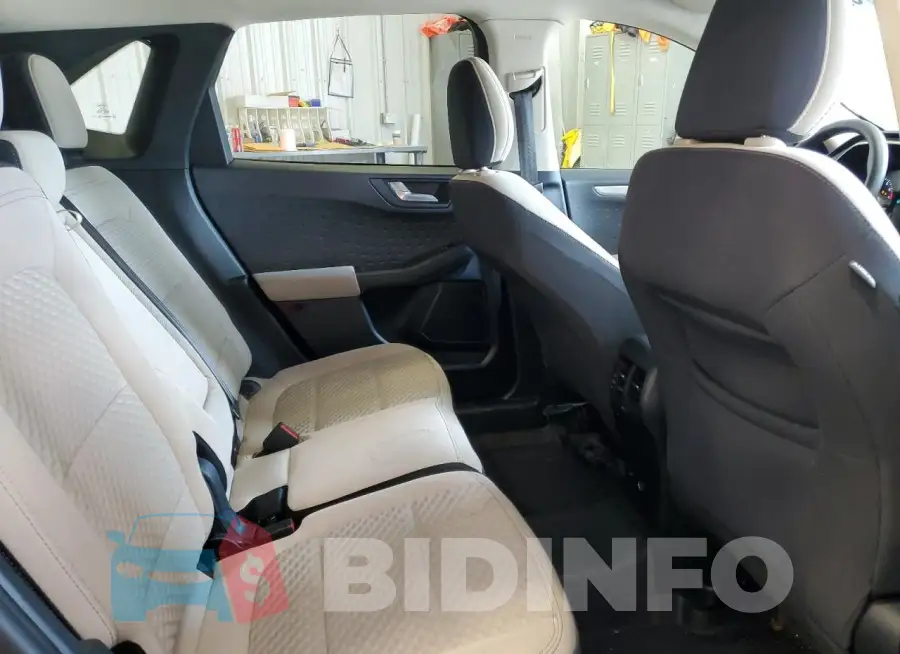 1FMCU0G67LUA22002 Photo# 11