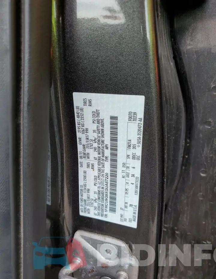 1FMCU9G9XGUA57220 Photo# 13