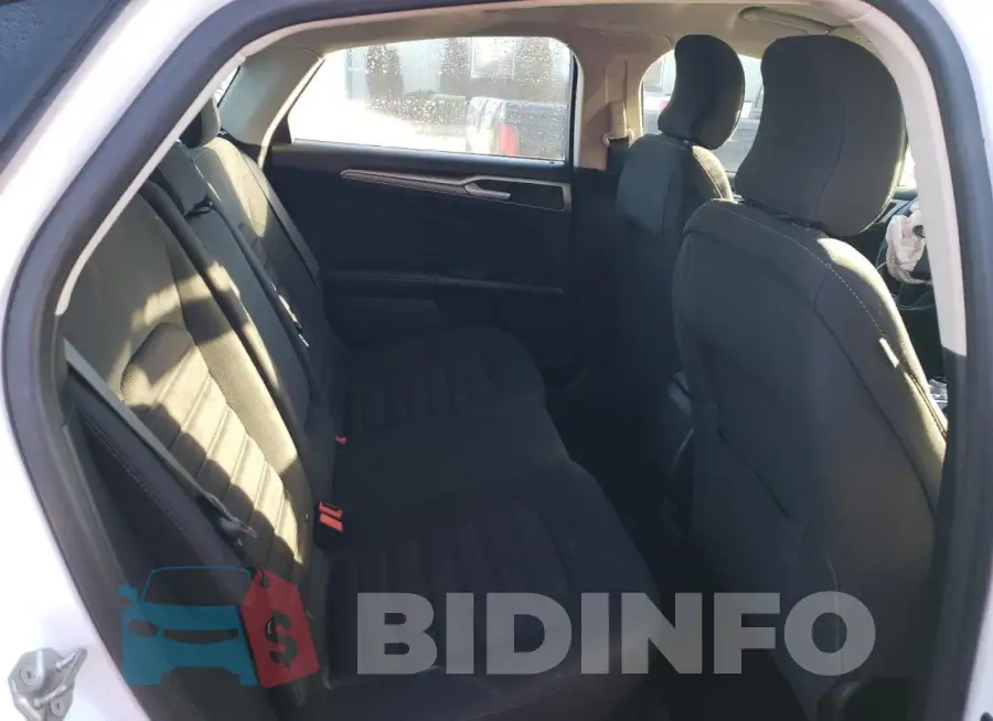 3FA6P0H72JR227219 Photo# 10