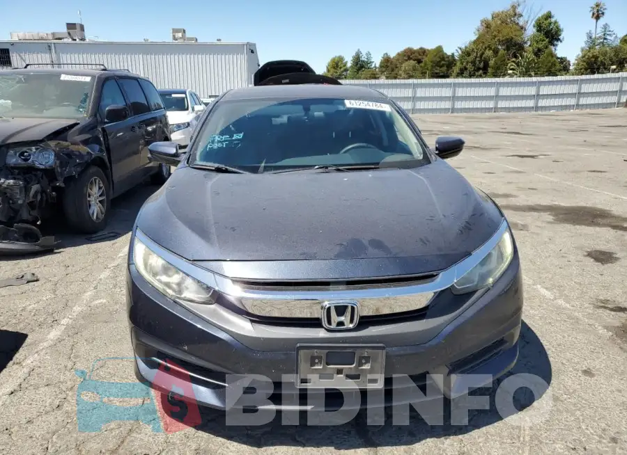 19XFC2F70GE215588 Photo# 5