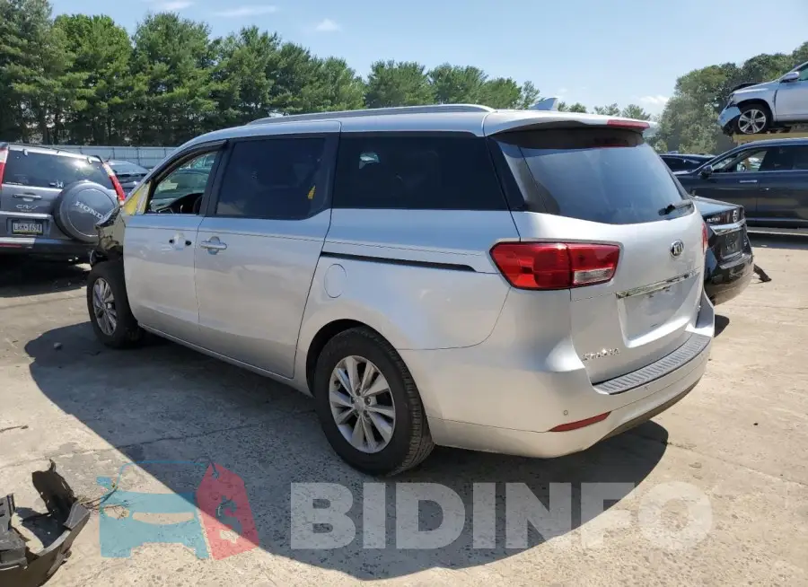 KNDMB5C18F6018846 Photo# 2