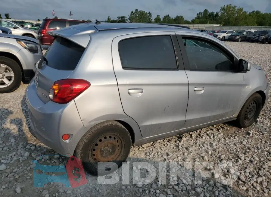 ML32A3HJ7FH041453 Photo# 3