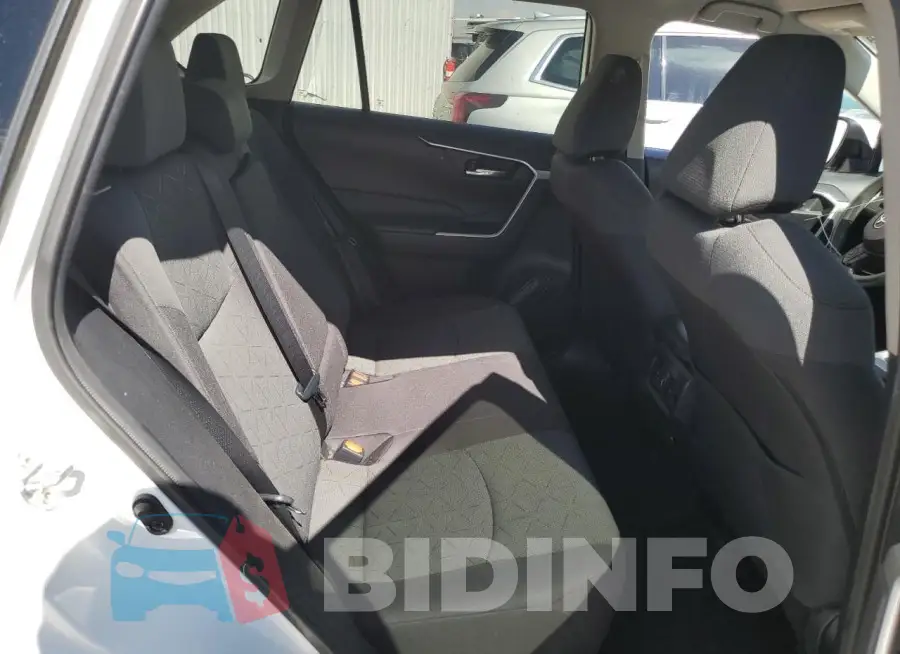 2T3W1RFV2MW149655 Photo# 10