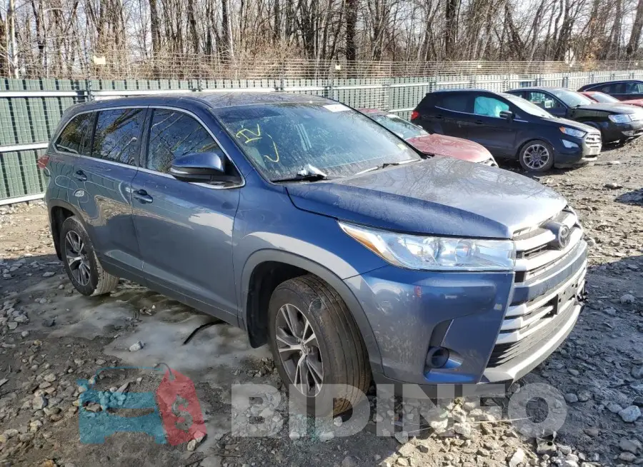 5TDBZRFH5KS701777 Photo# 4