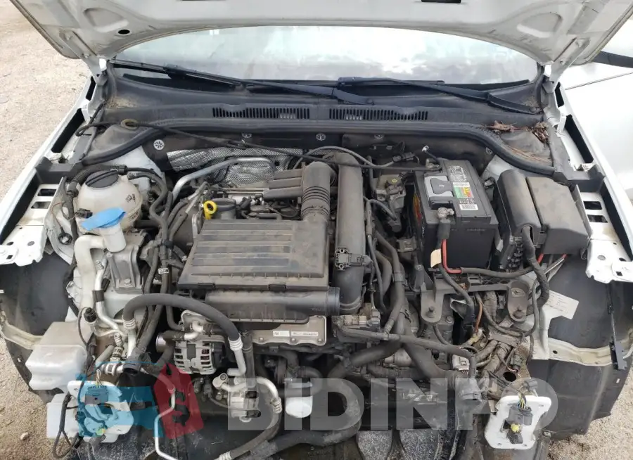 3VW2B7AJ0HM215337 Photo# 11
