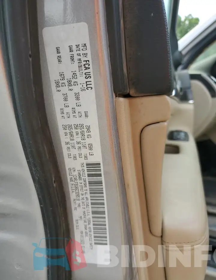 1C4RJFBG8GC328518 Photo# 13