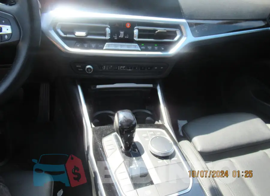3MW5R7J04N8C60642 Photo# 6