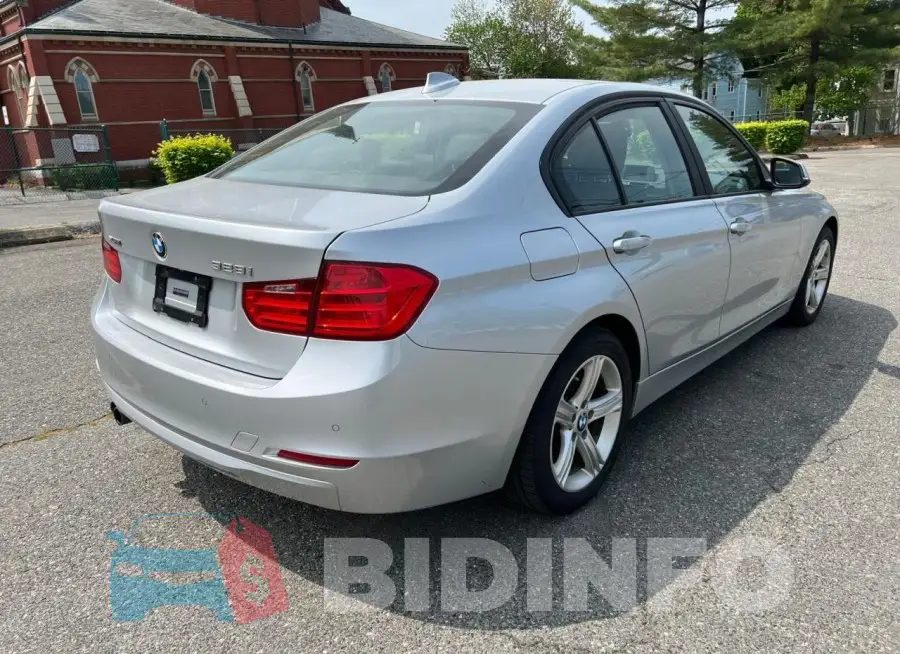 WBA3B3G57FNR87800 Photo# 4