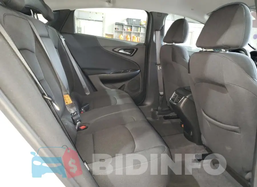 1G1ZD5ST8PF202598 Photo# 10