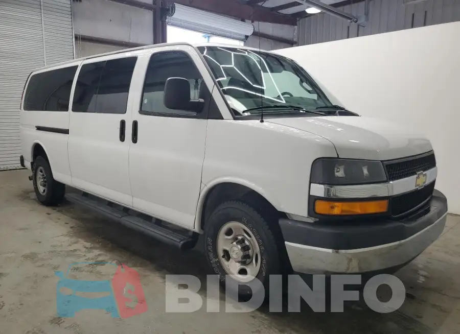 1GAZGPFG6L1174145 Photo# 4