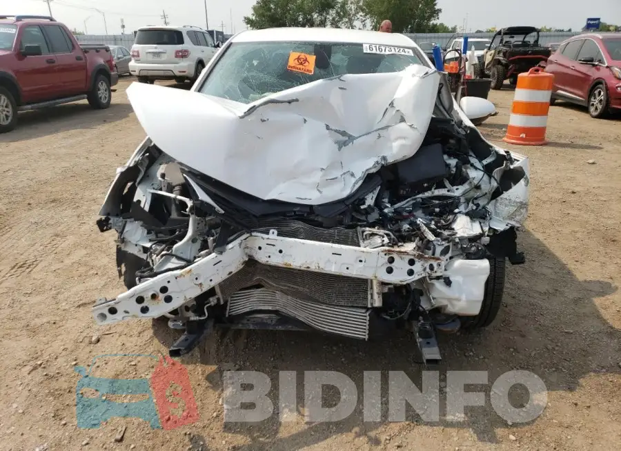 3G1BC5SM1HS563536 Photo# 5