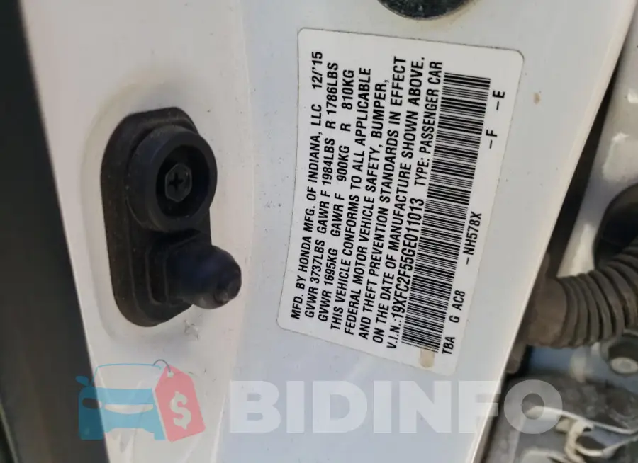 19XFC2F55GE011013 Photo# 12