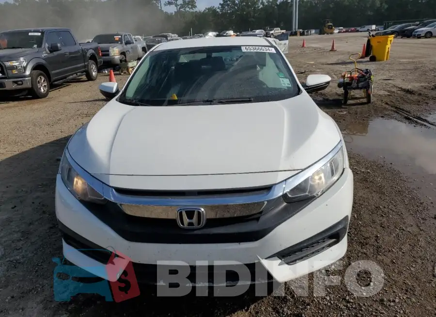 19XFC2F58HE072518 Photo# 5